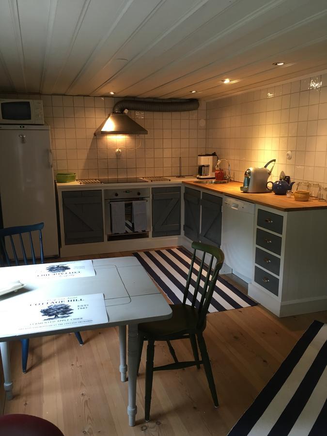 One Room Bed & Breakfast Skanninge Экстерьер фото